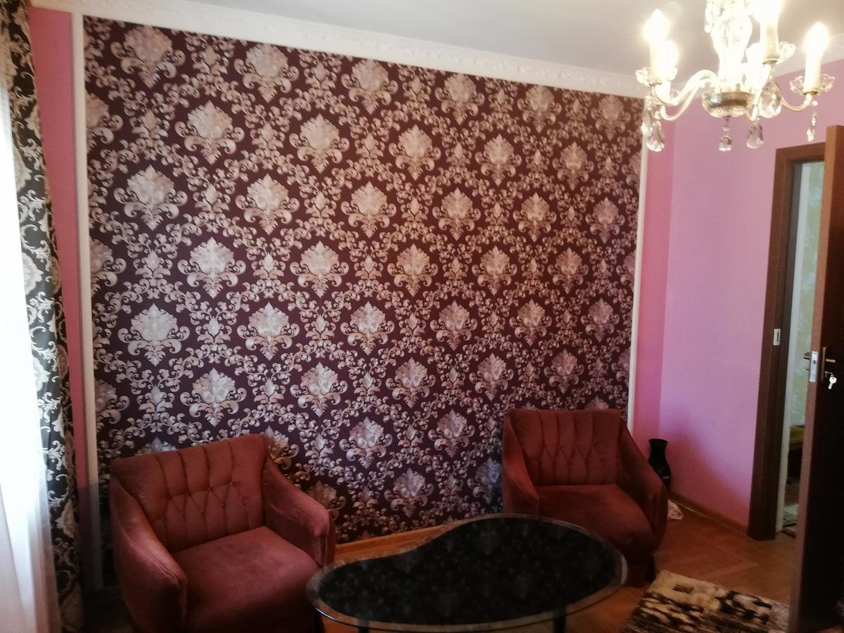 Guest House Quiet Home Batumi Eksteriør bilde